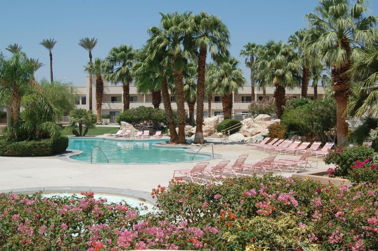 Miracle Springs Resort And Spa Дезерт-Хот-Спрингс Экстерьер фото